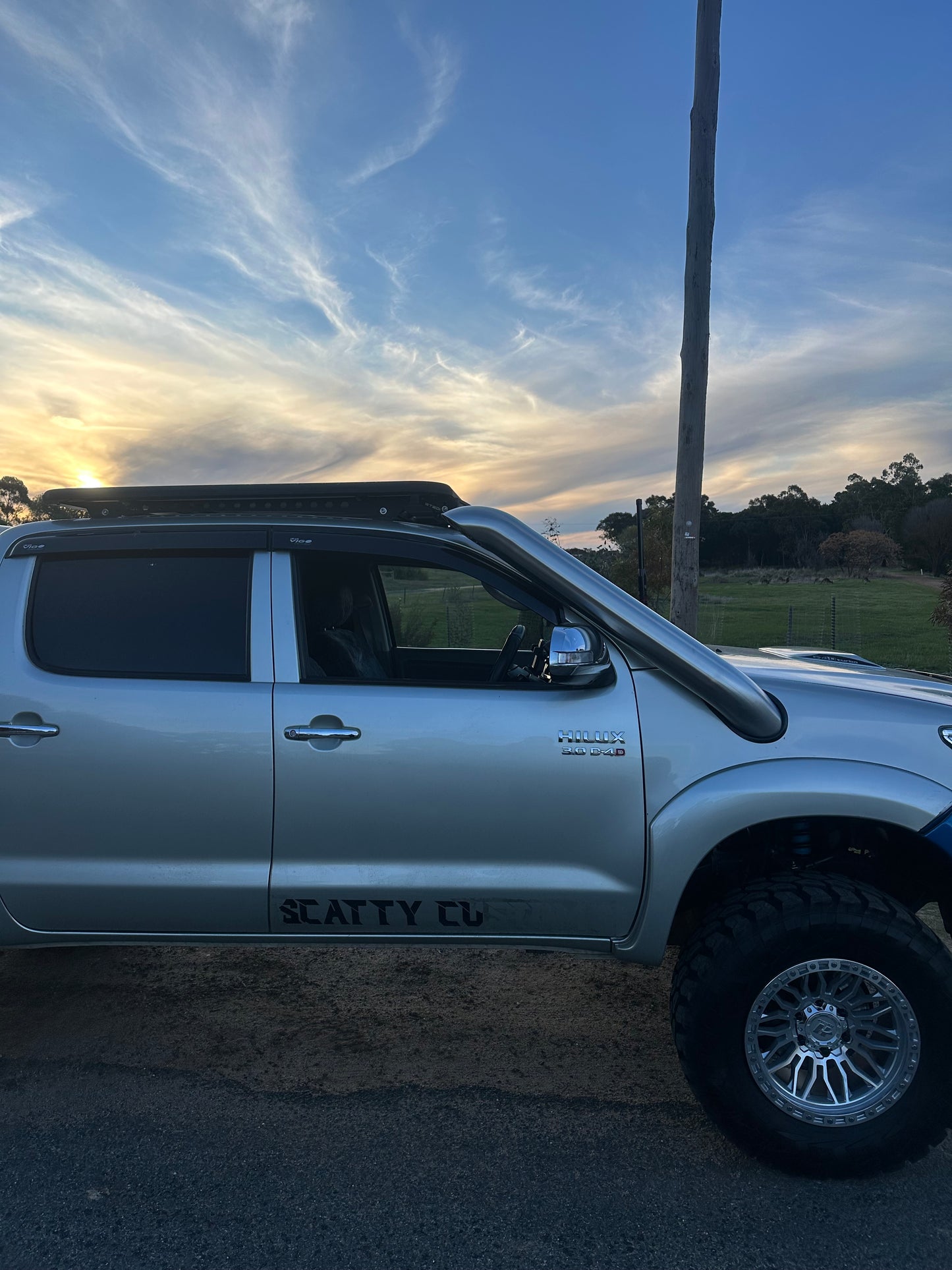 Toyota Hilux n70 short entry 5” low cut stainless steel snorkel