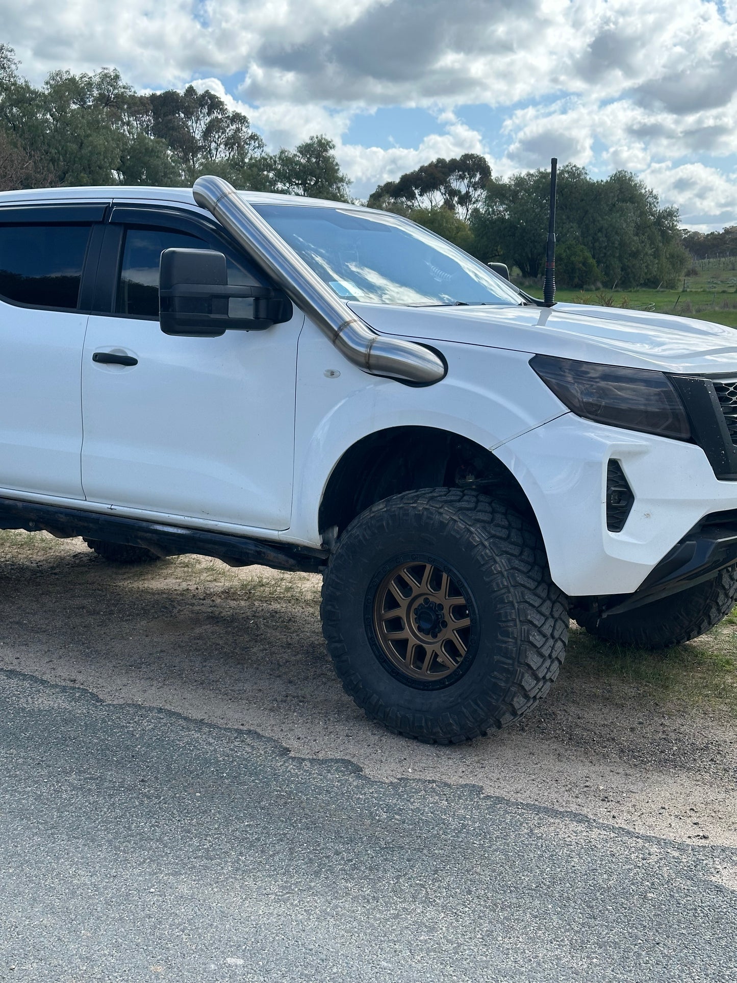 Nissan navara np300 5” mid entry
