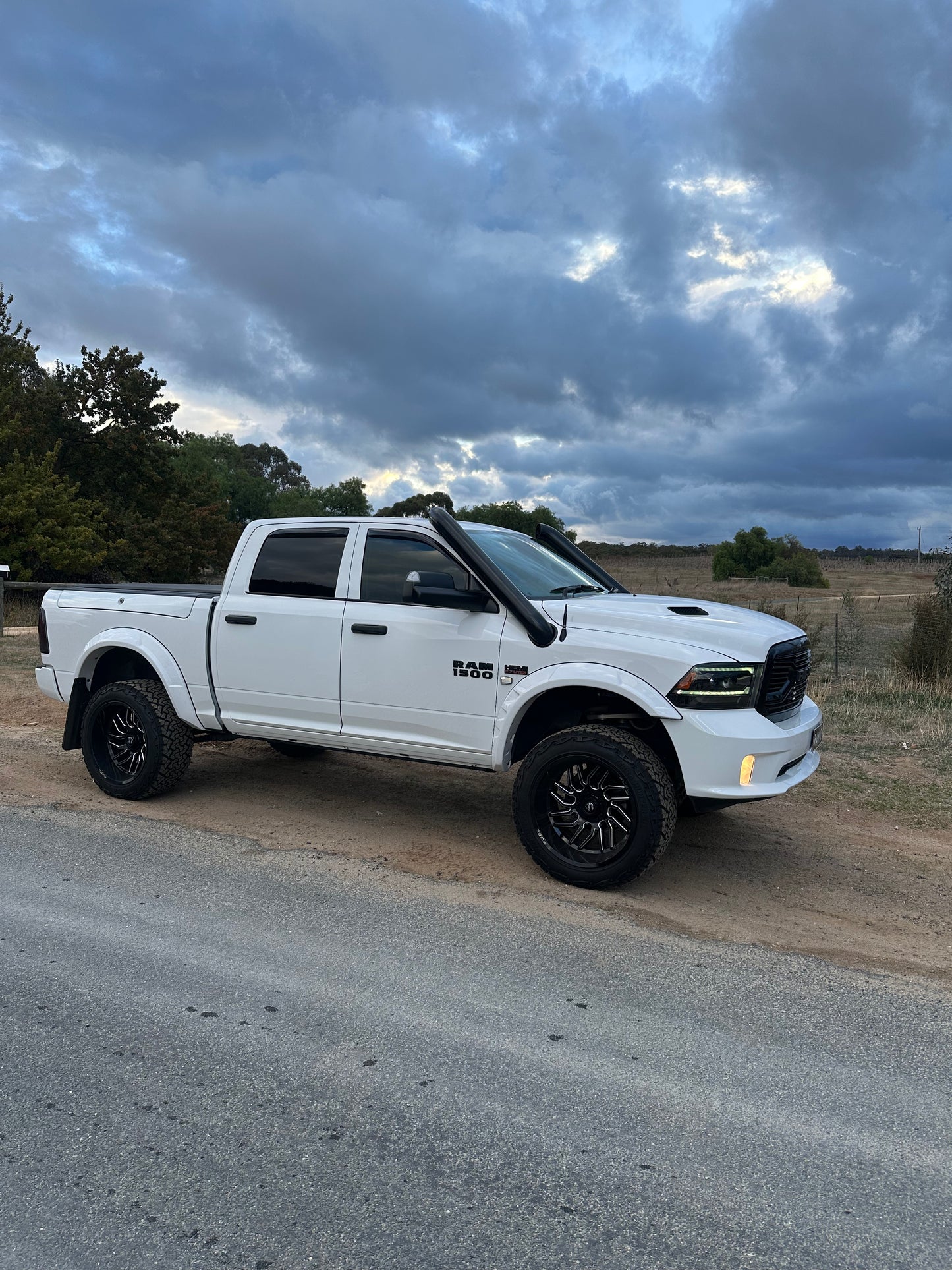 Dodge ds ram duel snorkels an airbox combo both connected