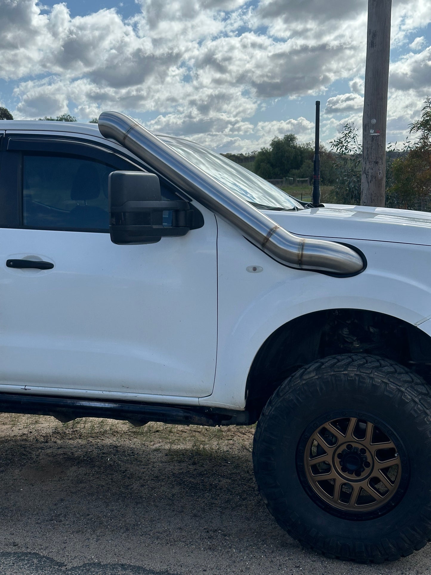 Nissan navara np300 5” mid entry
